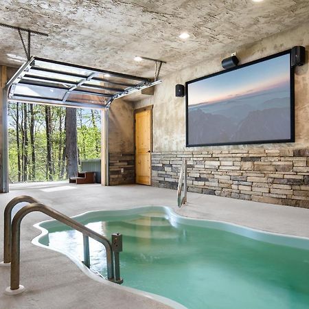 Poolin Around, 1 Bedroom, Private Heated Indoor Pool, Hot Tub, Sleeps 4 Gatlinburg Buitenkant foto