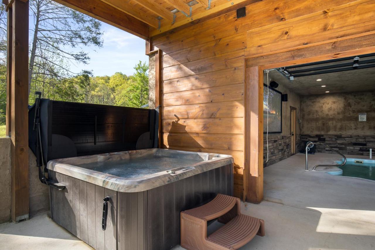 Poolin Around, 1 Bedroom, Private Heated Indoor Pool, Hot Tub, Sleeps 4 Gatlinburg Buitenkant foto